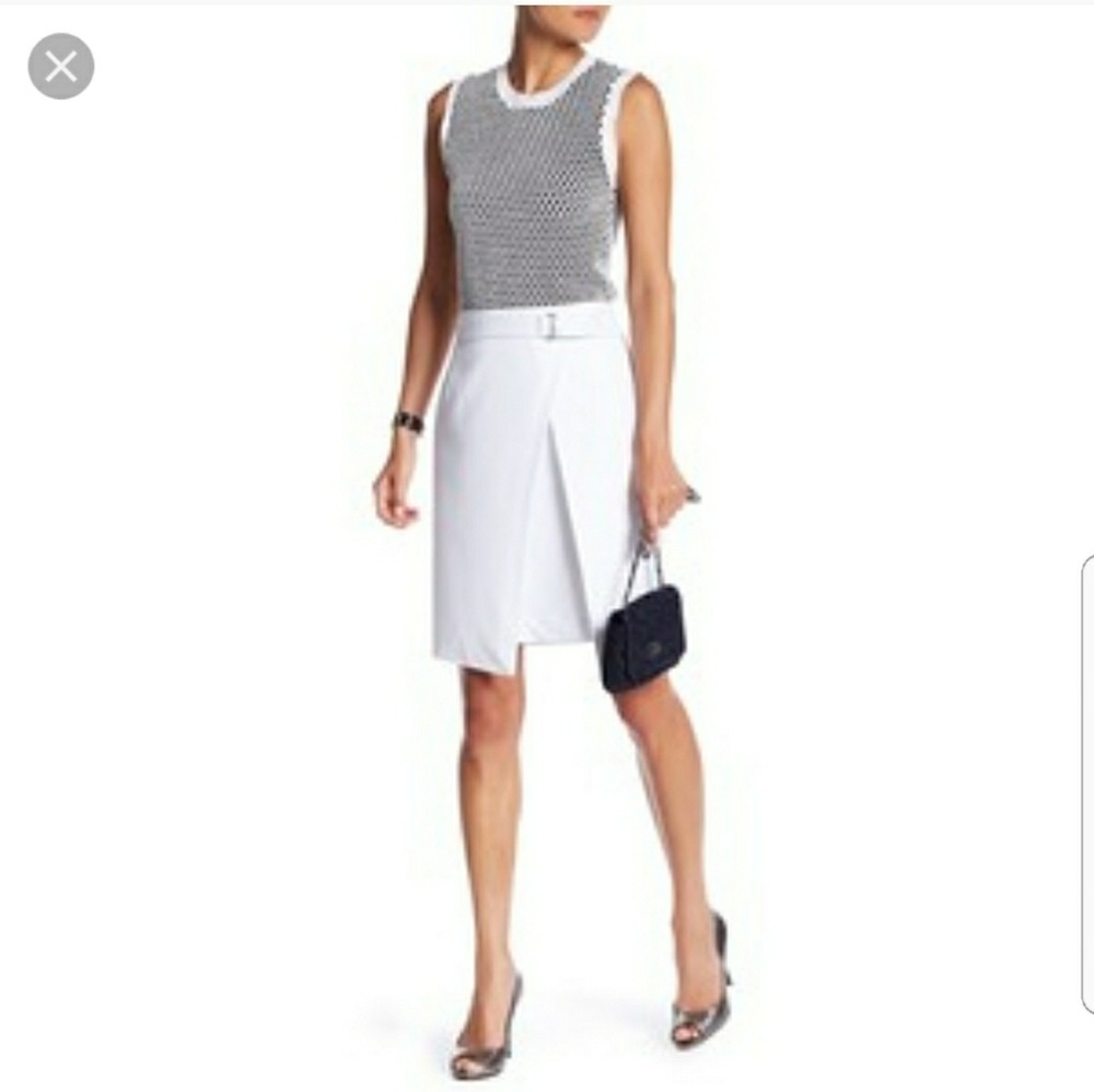Amanda + Chelsea White Stretch Pencil Skirt